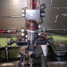 Разборка насос-форсунки Skoda 20 TDI PD на стапеле