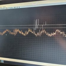Определяем стучащую форсунку с помощью осциллографа Постоловского и микрофона