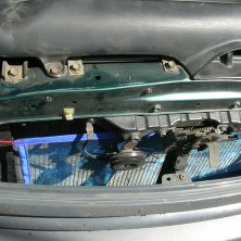 Защитная сеточка радиатора на Toyota Hiace