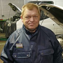 Анатолий ведущий моторист