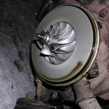 Негерметичность по корпусу компрессора Skoda Octavia