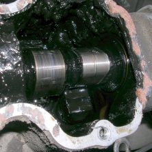 Износ РВ вследствие грязного масла