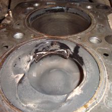 Удар клапанов вследствие обрыва ремня ГРМ