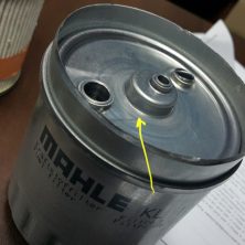 Фильтр MAHLE Штамповка не глубокая и не попадает на плоскость прилегания уплотнения