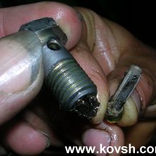 Грязь в болте подачи топлива Nissan