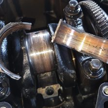 Провёрнутый вкладыш из за перегрева масла