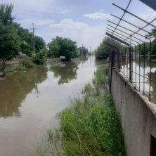 После разрушения каховской ГЭС 2023-06-08 уровень воды максимальный